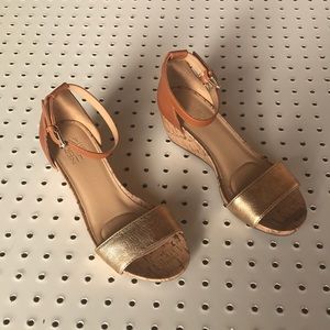 naturalizer cami wedge